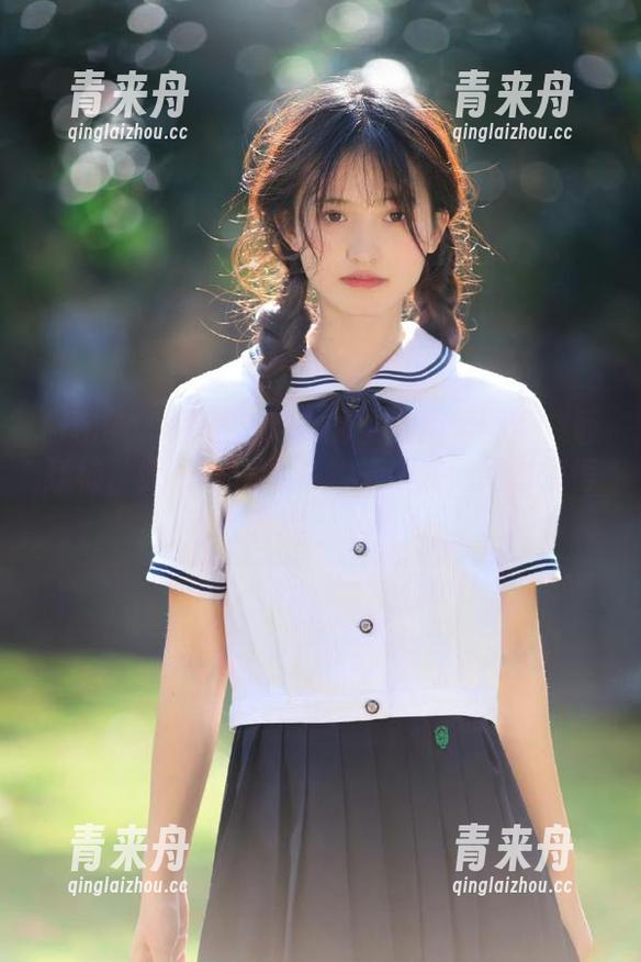 120斤的小王同学 微密圈 - 探秘120斤的小王同学的桌底西红柿,惊艳福利图集震撼来袭,绝对值得收藏!.txt