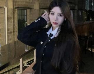 Feilin嗲囡囡 – 在线图集！小蛮妖yummy奶牛的奇幻之旅，开启你的视觉盛宴.txt