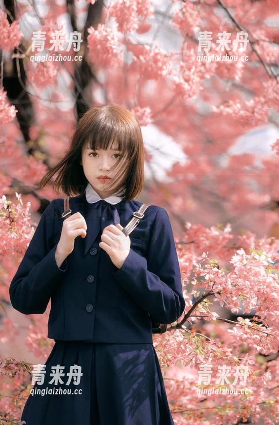 HuaYang花漾-Abby李雅 HuaYang花漾 - 点击下载Abby李雅办公室免费写真图片,开启你的办公美好时光!.txt