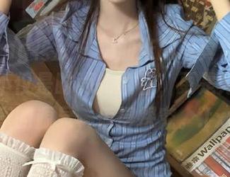 HuaYang花漾 – 奶油米的写真作品中，高跟鞋不仅是时尚的象征，更是她艺术灵感的源泉，值得探究。.txt
