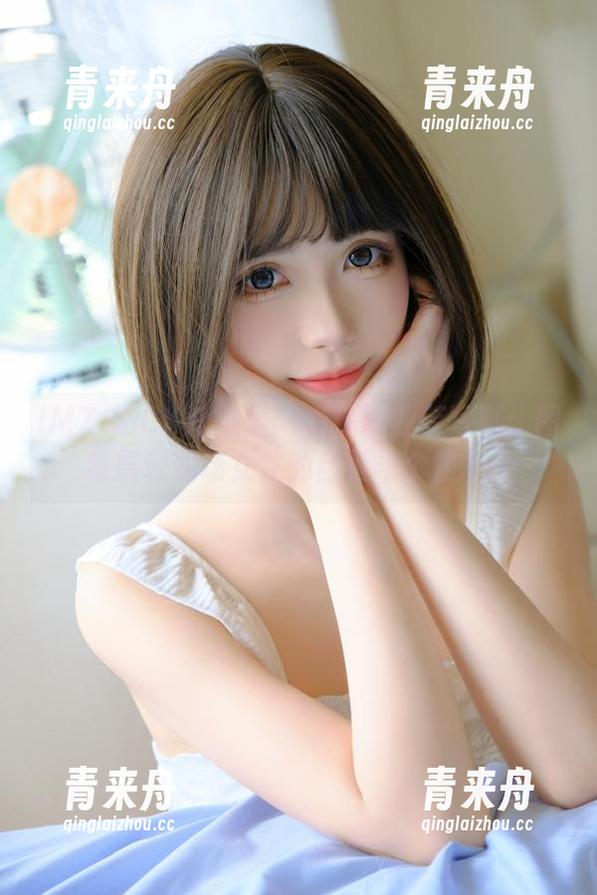IMZSOCK爱美足-肖弧 IMZSOCK爱美足 - 肖弧职业装写真:图集展现职场女性的自信与个性.txt