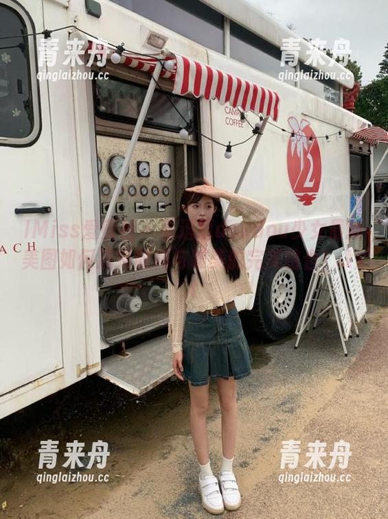 IMiss爱蜜社 - 看逗逗doudou少女最新美图如何演绎时尚与唯美的完美结合！.txt