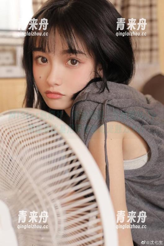 MiStar魅妍社-闵妮Mily MiStar魅妍社 - 精选美图:与闵妮Mily一同感受比基尼带来的阳光魅力.txt