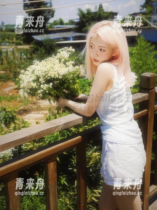 MintYe薄荷叶 - 佘贝拉bella女王的写真套图：作品背后的故事与灵感.txt