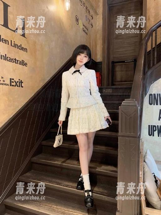 MyGirl美媛馆-AngelaLee李玲 MyGirl美媛馆 - 重新定义美:AngelaLee李玲的海边原图与套图,你会选择哪个?.txt