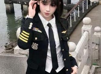 Pary学生模拍 – 游走在梦幻与现实间的小尹豹纹图册，原图诉说着每一个独特瞬间.txt