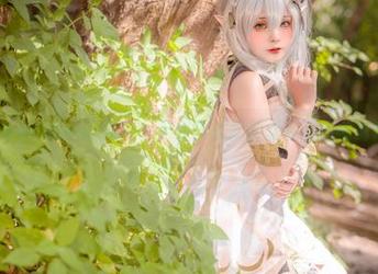 呈现SayoMomo风华：牛仔裤作品图集带你领略时尚.txt