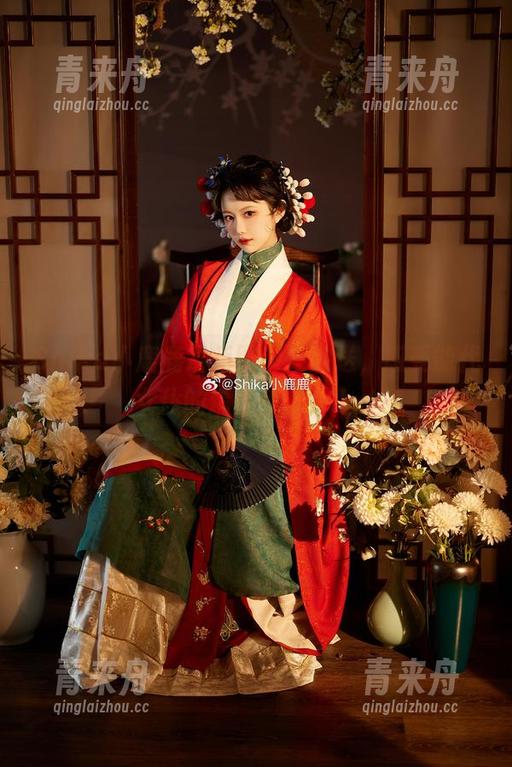 Shika小鹿鹿最新图册大放送，感受能代女仆的精致魅力！.txt