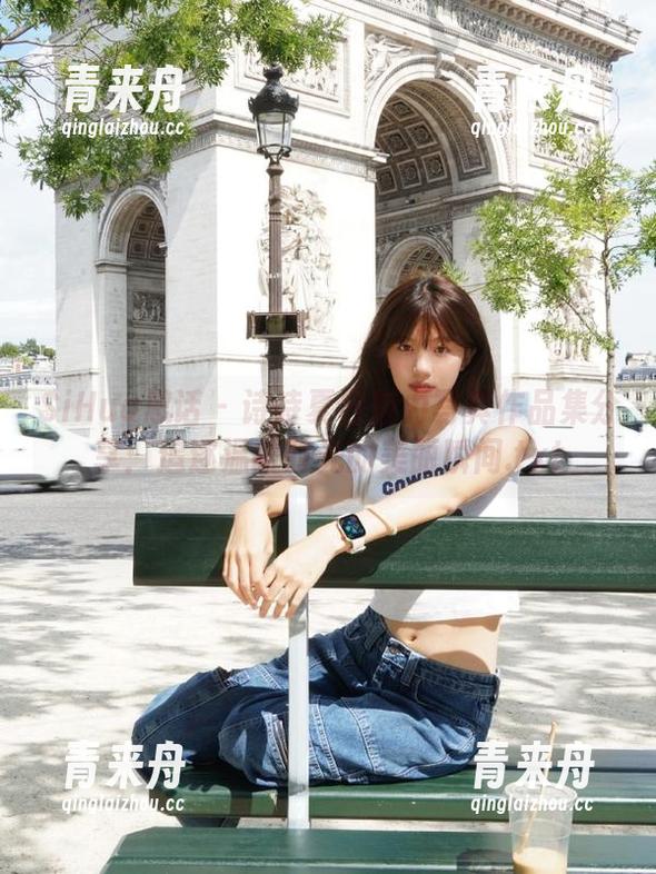 SiHua思话-诗诗 SiHua思话 - 诗诗夏日魅力写真作品集分享:追逐温暖时光的美丽瞬间.txt