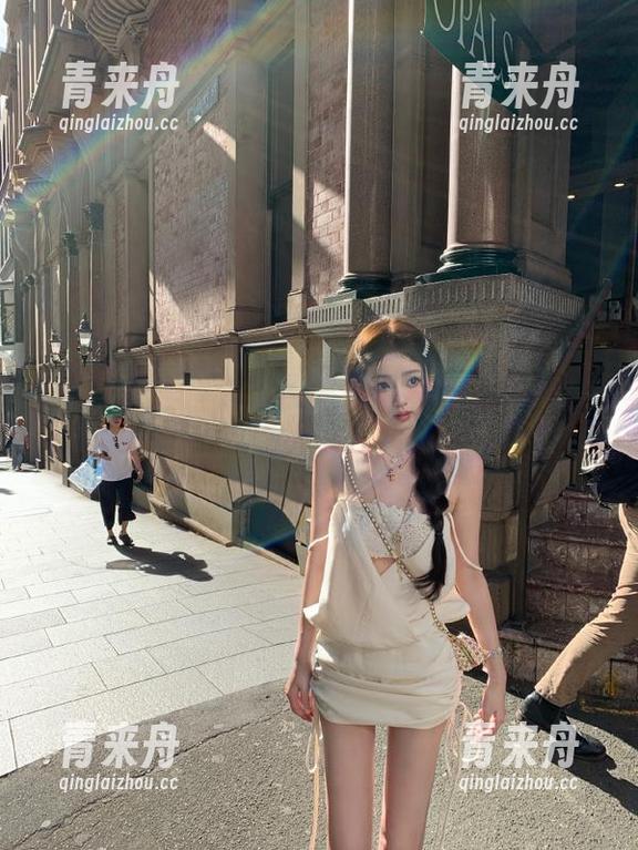Sonson(손손)办公室写真精选图库：展现职场女性的独特魅力.txt