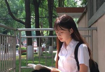 TGOD推女神 – 黄歆苑chobits的私拍作品推荐：水手服造型的可爱与俏皮.txt