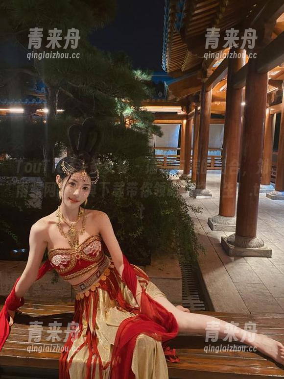 TouTiao头条女神-刘雨露 TouTiao头条女神 - 瑜伽与美的结合,刘雨露网盘写真下载带你领略别样人生!.txt