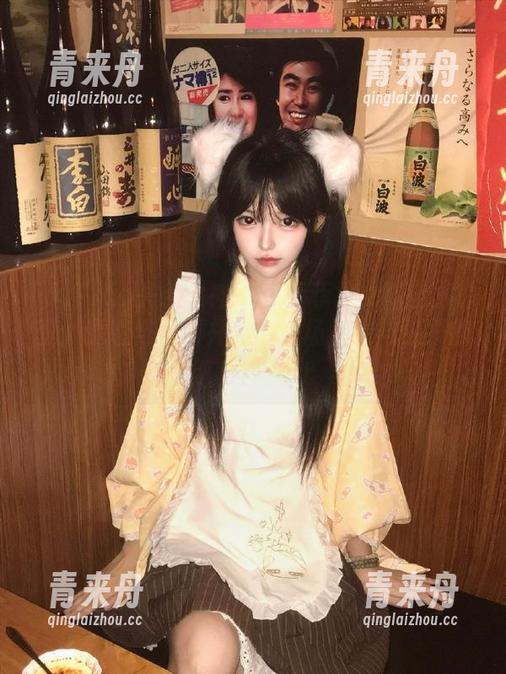 TouTiao头条女神 - 穆菲菲兔女郎全集原图：逗趣与美丽并存，一场视觉与笑声的狂欢！.txt