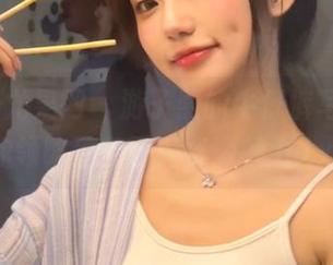 UGirls尤果网 – 游子熙的牛仔裤写真，带你领略独特图库资源魅力.txt