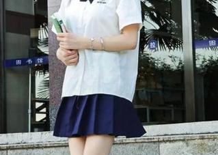 UGirls尤果网 – 探秘王谨轩校服全套作品，感受纯真校园生活的每一瞬.txt