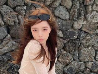 UGirls尤果网 – 谭晓彤女神图集：沉醉于她的每一幅摄影作品之中.txt