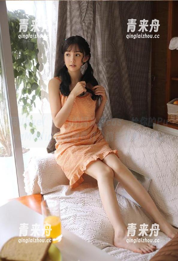 用Uhye(이유혜)的眼光看cos，给你的PureMedia作品增添几分搞笑元素！.txt
