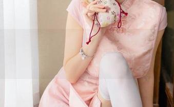 XIAOYU语画界 – 一起见证！玥儿玥er的白裙套图分享，开启你的视觉盛宴！.txt