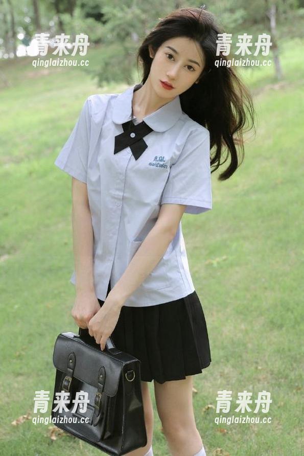 XIAOYU语画界-玥儿玥er XIAOYU语画界 - 让心灵与身体相融:玥儿玥er瑜伽写真图片资源分享.txt