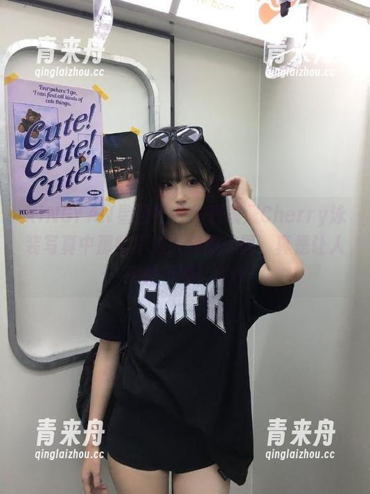 XINGYAN星颜社 - 发现晨晨Cherry泳装写真中那些不为人知的美图，真是让人哭笑不得！.txt