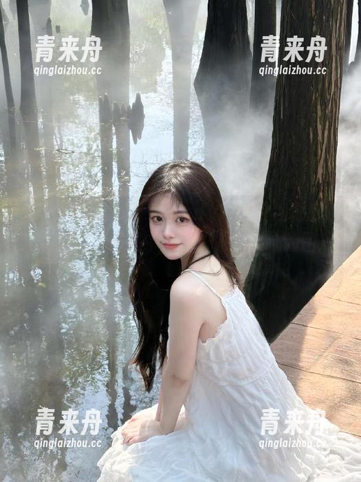 Xiuren秀人网-Candy糖糖 Xiuren秀人网 - Candy糖糖的视觉盛宴:探索肉丝作品中的每张震撼人心的图片.txt