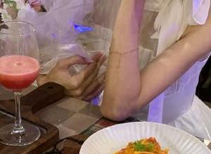 Xiuren秀人网 – 赶快来看！Carol周妍希兔女郎写真在线展示，唤醒你心中的幻想！.txt