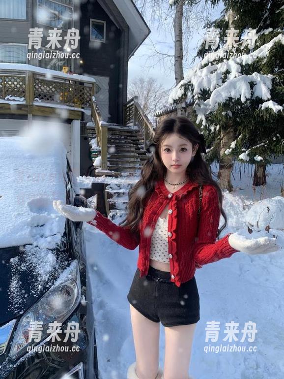 Xiuren秀人网 - 从灵动到写实，lingyu69的写真作品集中剧情的每一个细节.txt