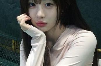 Xiuren秀人网 – 千夜未来的和服秀，无圣光套图展示她的灵动之美.txt