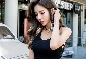 Xiuren秀人网 – 最新千夜未来瑜伽艺术写真，照片记录她的每一个瞬间.txt