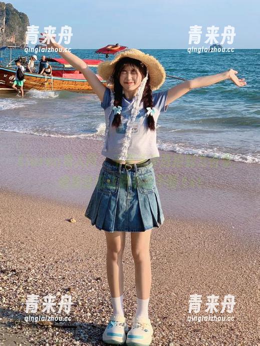 Xiuren秀人网 - 千夜未来旅拍魅力合集，绝美壁纸让你心动不断.txt
