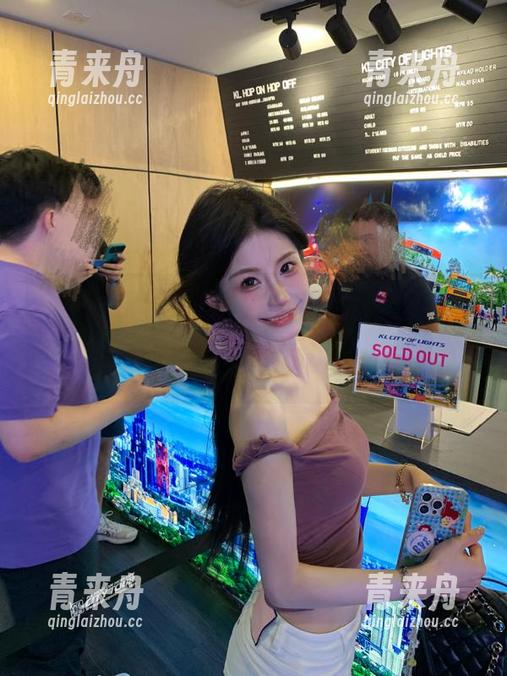 Xiuren秀人网 - 更新图包来袭！南初妹妹学妹全新写真，打造独特视觉享受！.txt