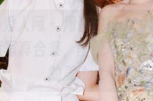 Xiuren秀人网 – 周慕汐fairy黑丝吊裙魅惑风情写真合集，壁纸带你感受不一样的美.txt