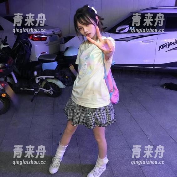 Xiuren秀人网 - 唐安诺最新睡衣写真，照片捕捉她自在生活中的优雅瞬间，打造无与伦比的视觉盛宴！.txt