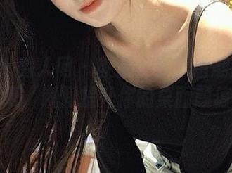 Xiuren秀人网 – 收藏必备！唐翩翩女友写真壁纸，瞬间提升你的桌面颜值！.txt
