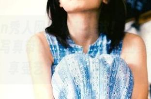 Xiuren秀人网 – 福利狂欢！大琪琪Emily裸足写真带你领略不同视角的美，尽情享受艺术的迷人魅力.txt