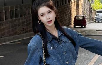Xiuren秀人网 – 娜娜子yy空姐写真分享：绽放于机舱之上的绝美风景与动人姿态.txt