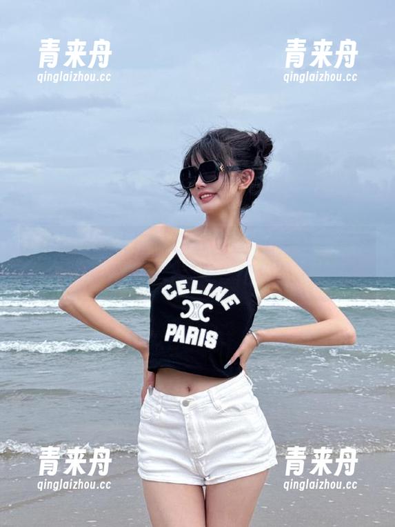 Xiuren秀人网-小狐狸Sica Xiuren秀人网 - 小狐狸Sica清纯写真精品,网盘资源分享助你轻松收藏.txt