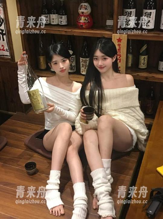 Xiuren秀人网 - 林文文短裙写真全集独家放送，快来获取原图体验.txt