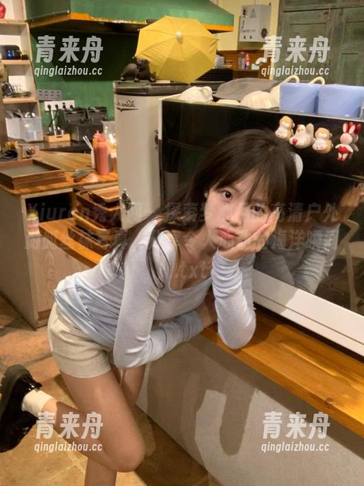 Xiuren秀人网-梦心月 Xiuren秀人网 - 探索梦心月的高清户外游艇丝袜写真,分享令人心动的海洋瞬间!.txt