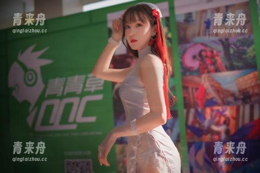 Xiuren秀人网-燕甘甘 Xiuren秀人网 - 燕甘甘倾情分享,裸足作品集带你感受自然与自由的完美结合!.txt