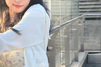 Xiuren秀人网 – 无圣光也能撩人，这套王俪丁的秘密写真套图简直太绝了！.txt