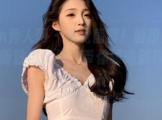 Xiuren秀人网 – 视觉盛宴！盼盼龙女sunny最新粉色图册，带你领略别样的青春气息.txt