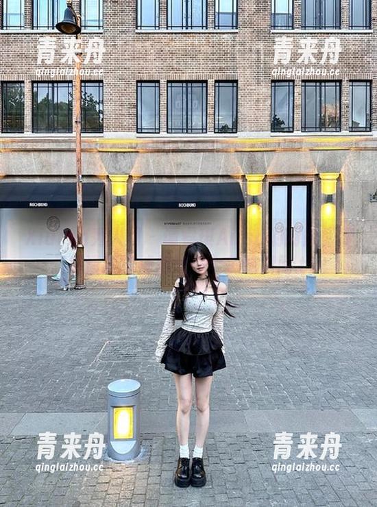 Xiuren秀人网-谭睿琪Ailsa Xiuren秀人网 - 谭睿琪Ailsa的厨娘盛宴:高清原图捕捉每一个美味瞬间.txt