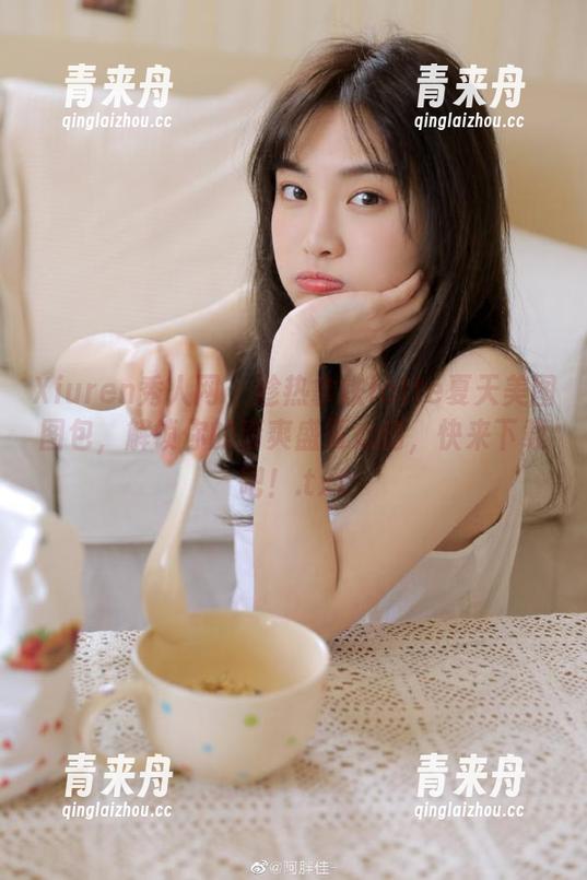 Xiuren秀人网-趁热拿铁latte Xiuren秀人网 - 趁热拿铁latte夏天美图图包,解锁你的清爽盛夏心情,快来下载吧!.txt