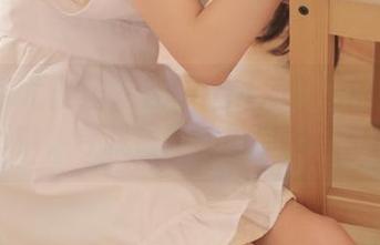 YouMi尤蜜荟 – 在Carol周妍希的纯白美图写真中，寻找最真实的自我与宁静.txt
