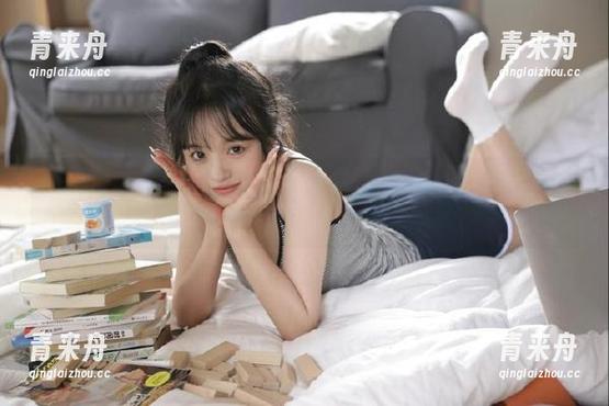 YouMi尤蜜荟-娜露Selena YouMi尤蜜荟 - 原图分享:观看娜露Selena的自拍作品,感受生活的光辉.txt