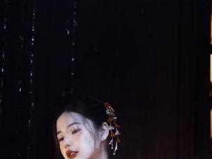 YouMi尤蜜荟 – 战姝羽Zina毛衣写真图集：资源分享，带你感受冬季的完美温暖与风格！.txt
