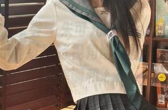 YouMi尤蜜荟 – 朱可儿Flora牛仔裤作品在线展示，以独特视角诠释青春与自由的完美调和.txt