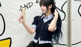 YouWu尤物馆 – 艾小青校服写真集：记录青春的美好瞬间资源.txt