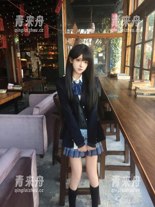 beautyleg-AVY beautyleg - 最新AVY棉袜系列!美丽图片揭秘独特时尚.txt